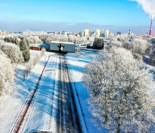 Посмотрите, как красиво в Брестской крепости
Посмотрите, как красиво в Брестской крепости