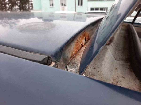 МВД продолжает распродавать Chrysler 300С из гаража ГАИ. Почем продают два авто? МВД продолжает распродавать Chrysler 300С из гаража ГАИ. Почем продают два авто?