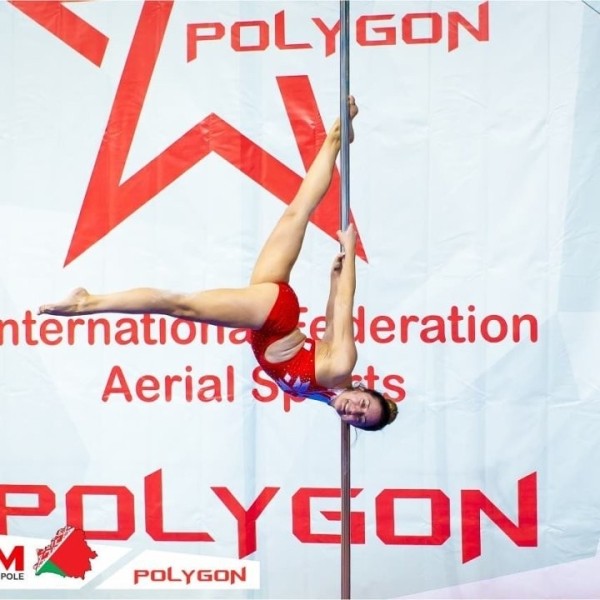 Какой ценой нашла свое призвание брестская танцовщица на пилоне?