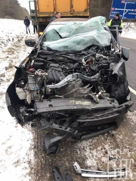 Жесткое ДТП в Каменецком районе: автомобиль врезался в трактор Жесткое ДТП в Каменецком районе: автомобиль врезался в трактор