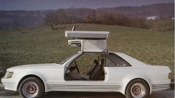 Очень редкий Mercedes Sbarro Gullwing покидает Беларусь. Его забирают в США Очень редкий Mercedes Sbarro Gullwing покидает Беларусь. Его забирают в США