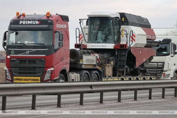 Более 600 грузовиков стоят в очереди на выезд перед пунктом пропуска «Козловичи»
