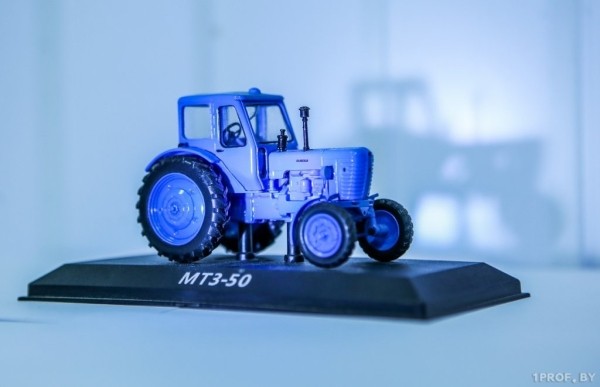 Трактор-сапер, женский и даже кулацкий есть в коллекции инженера по охране труда из Барановичского района Трактор-сапер, женский и даже кулацкий есть в коллекции инженера по охране труда из Барановичского района