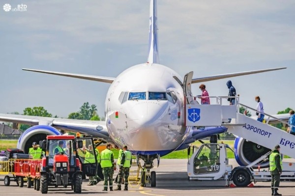 «Белавиа» возобновляет чартерные рейсы в две страны