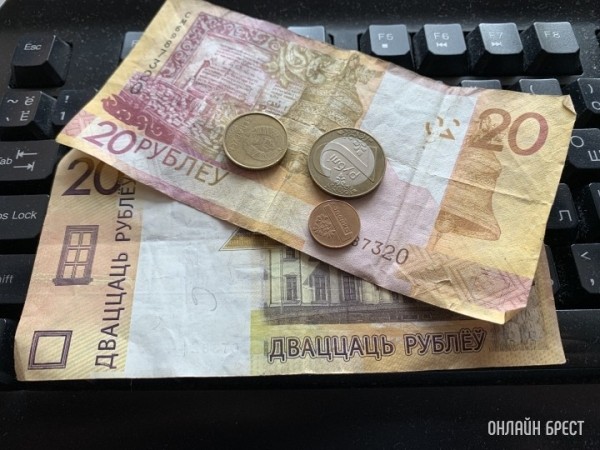 Как оплачивать покупки в интернете картой и не стать жертвой мошенника