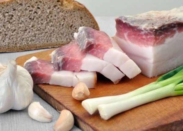 Что происходит с организмом, когда вы едите сало зимой?