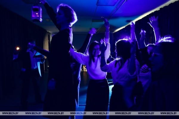 Свет и тень «Ночи в театре»: брестчане стали участниками интерактивного проекта Свет и тень «Ночи в театре»: брестчане стали участниками интерактивного проекта