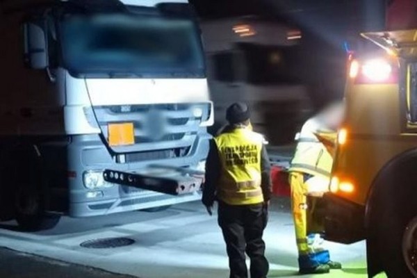В Польше остановили пьяного белорусского водителя, он вез опасный груз