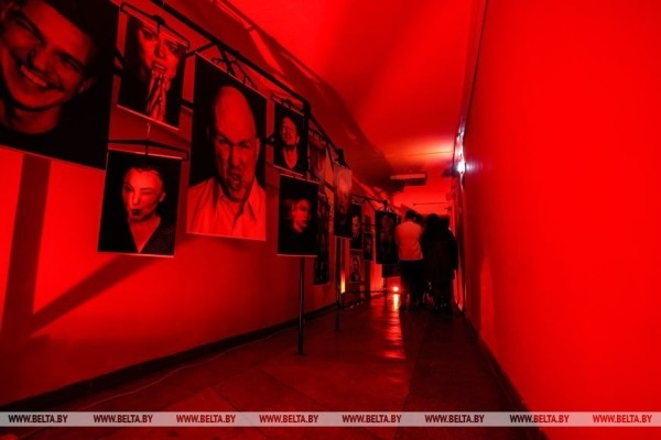 Свет и тень «Ночи в театре»: брестчане стали участниками интерактивного проекта Свет и тень «Ночи в театре»: брестчане стали участниками интерактивного проекта