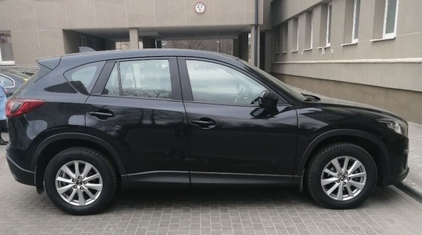 Нестраховой случай. Белорус сбросил полено на Mazda соседа, потому что «не может купить такую машину» Нестраховой случай. Белорус сбросил полено на Mazda соседа, потому что «не может купить такую машину»