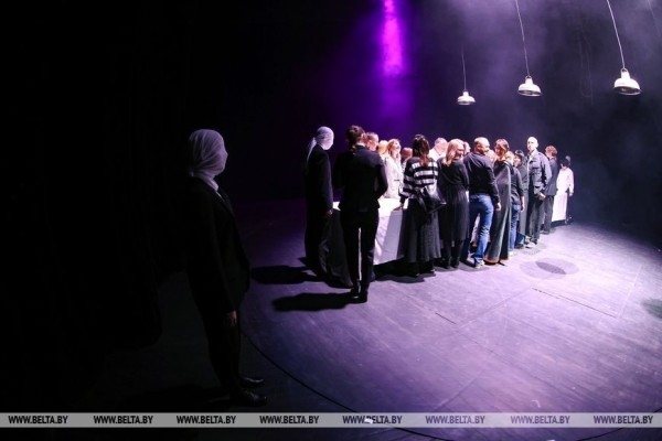 Свет и тень «Ночи в театре»: брестчане стали участниками интерактивного проекта Свет и тень «Ночи в театре»: брестчане стали участниками интерактивного проекта