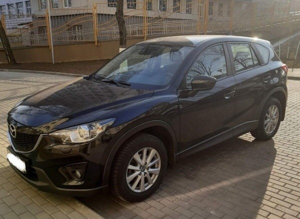 Нестраховой случай. Белорус сбросил полено на Mazda соседа, потому что «не может купить такую машину» Нестраховой случай. Белорус сбросил полено на Mazda соседа, потому что «не может купить такую машину»