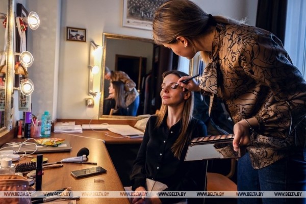 Свет и тень «Ночи в театре»: брестчане стали участниками интерактивного проекта Свет и тень «Ночи в театре»: брестчане стали участниками интерактивного проекта