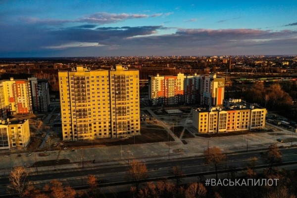 
                Смотрим с высоты, как выглядит новый квартал на ул. Лейтенанта Рябцева в Бресте
            