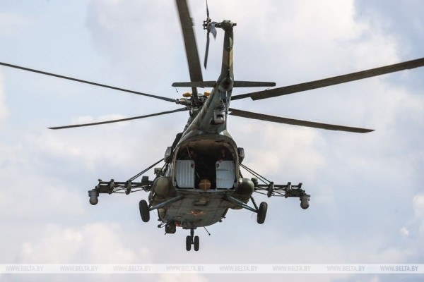 Батальонное тактическое учение проходит под Брестом Батальонное тактическое учение проходит под Брестом