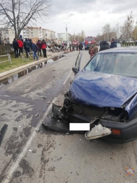 Видео из машины МЧС: как спасали пострадавших в жутком ДТП в Брестской области Видео из машины МЧС: как спасали пострадавших в жутком ДТП в Брестской области