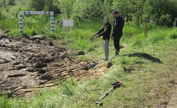 В Беларуси мужчина сделал две врезки в нефтепровод, чтобы экономить на топливе. Как его наказали? В Беларуси мужчина сделал две врезки в нефтепровод, чтобы экономить на топливе. Как его наказали?