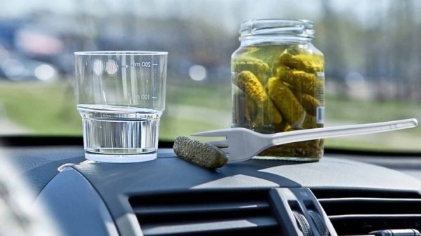 Белорус выпил 250 грамм водки и сел за руль. Его ждет штраф в 3 200 рублей и лишение на 3 года Белорус выпил 250 грамм водки и сел за руль. Его ждет штраф в 3 200 рублей и лишение на 3 года