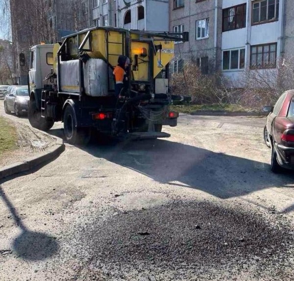 В Бресте активно ведутся работы по ямочному ремонту В Бресте активно ведутся работы по ямочному ремонту