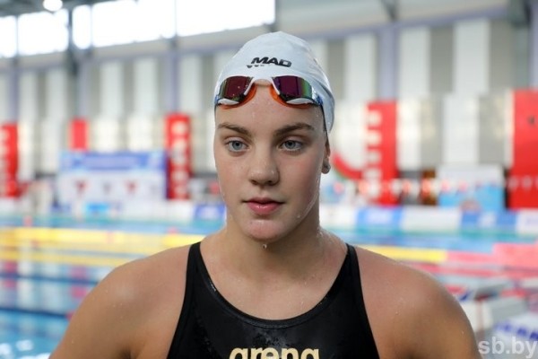 Брестчанка Анастасия Шкурдай стала чемпионкой Беларуси в плавании на 400 метров вольным стилем