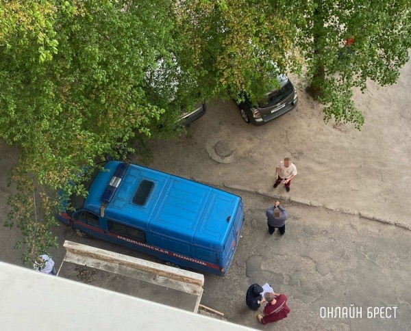 
                Читатель: Бресте, бульвар Шевченко. В квартире нашли труп
            