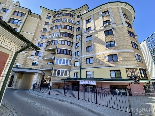 На Маяковского в Бресте открылся парикмахерский магазин «PROFISTYLE.BY» с профессиональными инструментами и косметикой. Большой ассортимент и бесплатная консультация На Маяковского в Бресте открылся парикмахерский магазин «PROFISTYLE.BY» с профессиональными инструментами и косметикой. Большой ассортимент и бесплатная консультация