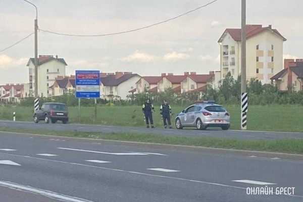 С 25 мая включите ближний свет. Иначе может быть штраф С 25 мая включите ближний свет. Иначе может быть штраф