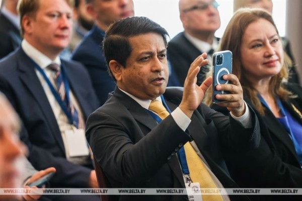 Делегации 15 стран участвуют в форуме деловых контактов «Брест-2022» Делегации 15 стран участвуют в форуме деловых контактов «Брест-2022»