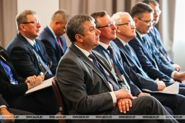 Делегации 15 стран участвуют в форуме деловых контактов «Брест-2022» Делегации 15 стран участвуют в форуме деловых контактов «Брест-2022»