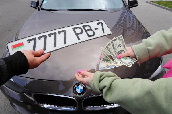 $3 000 за пять семёрок. Пообщались с владельцами «блатных» номеров $3 000 за пять семёрок. Пообщались с владельцами «блатных» номеров