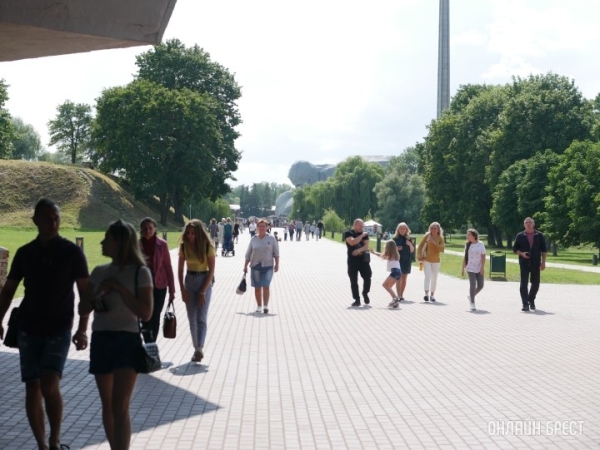 Места Победы: куда съездить на 9 мая, кроме Брестской крепости и Линии Сталина