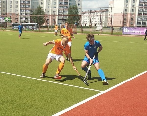 По итогам регулярного сезона по хоккею на траве брестский &laquo;Строитель&raquo; поделил лидерство с ХК &laquo;Минск&raquo;