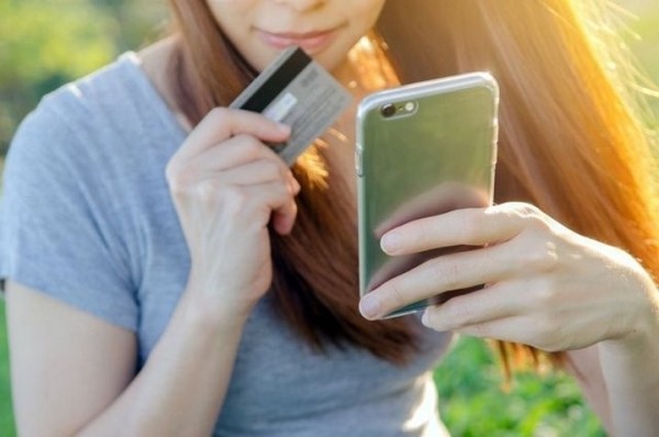 28-летняя белоруска продавала в Интернете несуществующую одежду 28-летняя белоруска продавала в Интернете несуществующую одежду