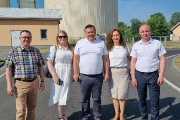 Брестские коммунальники поделились опытом работы с коллегами из Ленинградской области России Брестские коммунальники поделились опытом работы с коллегами из Ленинградской области России