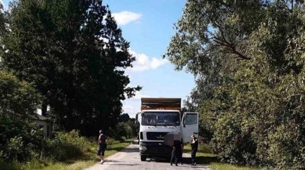 Грузовик наехал на ребенка в Кобринском районе