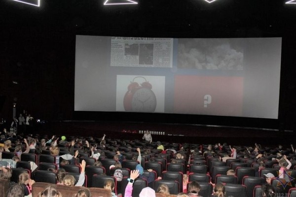 Брестские спасатели устроили настоящий праздник для жителей областного цента Брестские спасатели устроили настоящий праздник для жителей областного цента