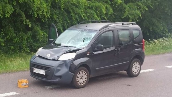 Недалеко от пограничного пункта Тересполь белорус насмерть сбил дальнобойщика Недалеко от пограничного пункта Тересполь белорус насмерть сбил дальнобойщика