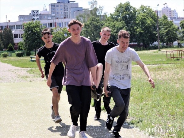 Читатель: Брестские кадеты на военно-полевых сборах
Читатель: Брестские кадеты на военно-полевых сборах