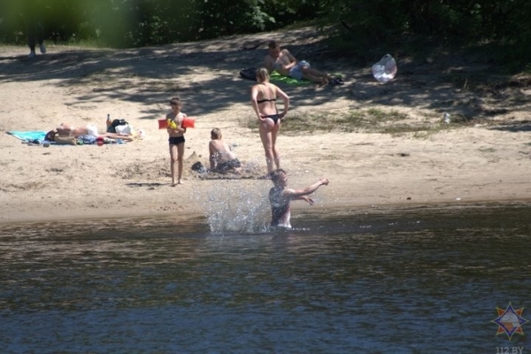 Выпускница школы тонула в реке Ведьма в Ляховичах Выпускница школы тонула в реке Ведьма в Ляховичах