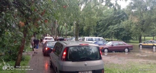 Залитые улицы. Стихия в Минске разыгралась не на шутку