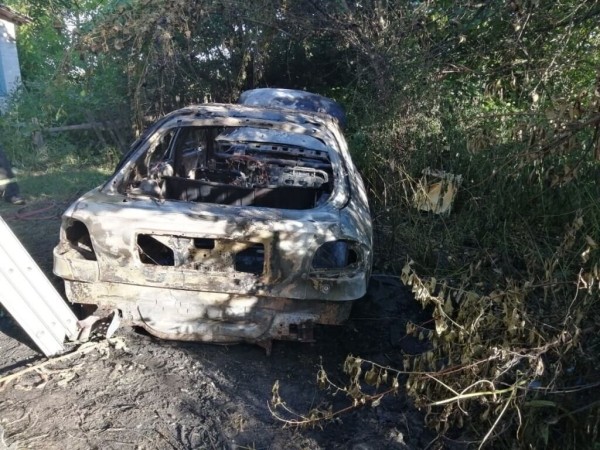 В Брестской области полностью сгорел автомобиль