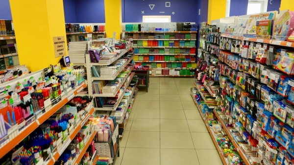 Самое время готовиться к школе! Три этажа школьных товаров в «Детском мире» на Советской в Бресте: канцелярия, рюкзаки, школьная форма и обувь Самое время готовиться к школе! Три этажа школьных товаров в «Детском мире» на Советской в Бресте: канцелярия, рюкзаки, школьная форма и обувь