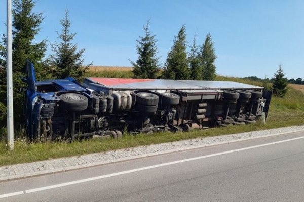 Посмотрите, как пьяный белорус на фуре удирал от полиции в Литве, и чем это закончилось. Видео