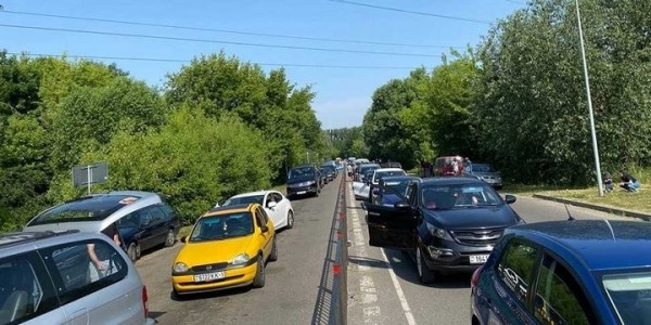 Когда заработает платная очередь на границе, рассказали в «Белтаможсервисе» Когда заработает платная очередь на границе, рассказали в «Белтаможсервисе»