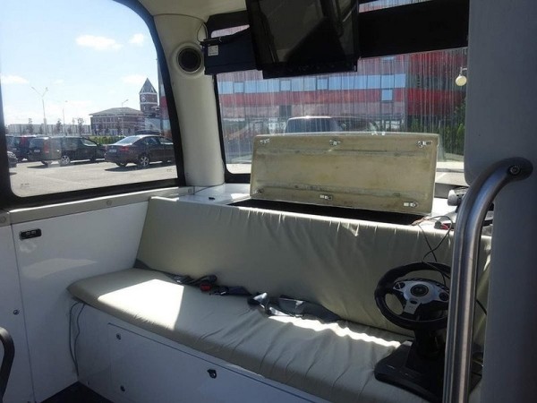 В Беларуси из-за долгов на продажу выставили беспилотный электромобиль. Что по цене? В Беларуси из-за долгов на продажу выставили беспилотный электромобиль. Что по цене?