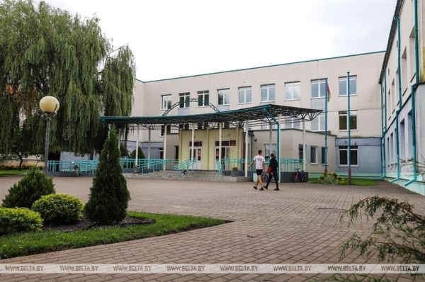 В ожидании 1 сентября: молодые учителя СШ №16 в Бресте готовятся к встрече с учениками В ожидании 1 сентября: молодые учителя СШ №16 в Бресте готовятся к встрече с учениками