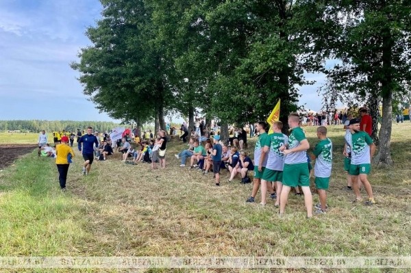 Футбол на болоте в Брестской области. Фоторепортаж