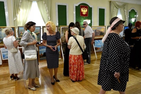 В Бресте открылась художественная выставка «От Москвы до Бреста»