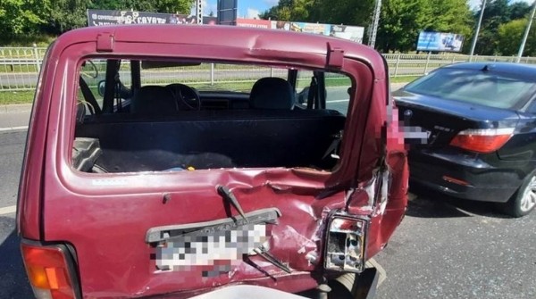 Троллейбус с 20 пассажирами попал в аварию в Бресте