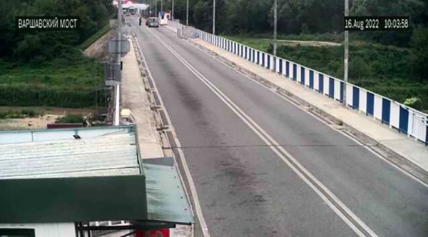 &laquo;Очередь часов на 35&mdash;40&raquo;. Водитель прислал видео с польской границы, он простоял там всю ночь